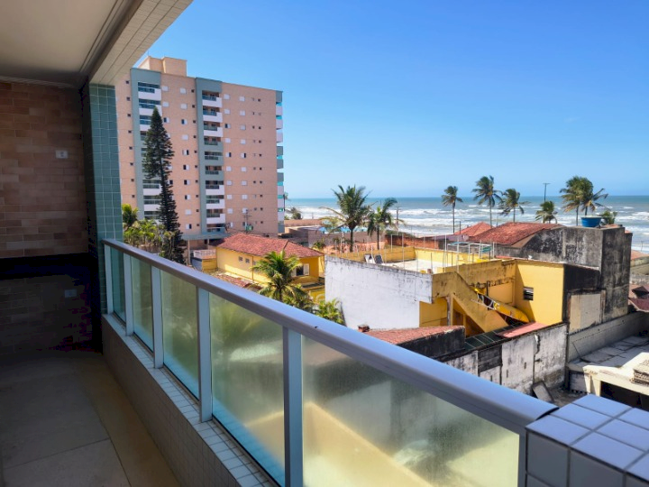 Apartamento em Itanhaém com 02 dormitórios