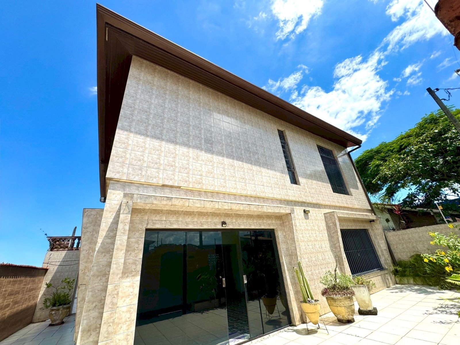 Casa em Itanhaém com 5 dormitórios
